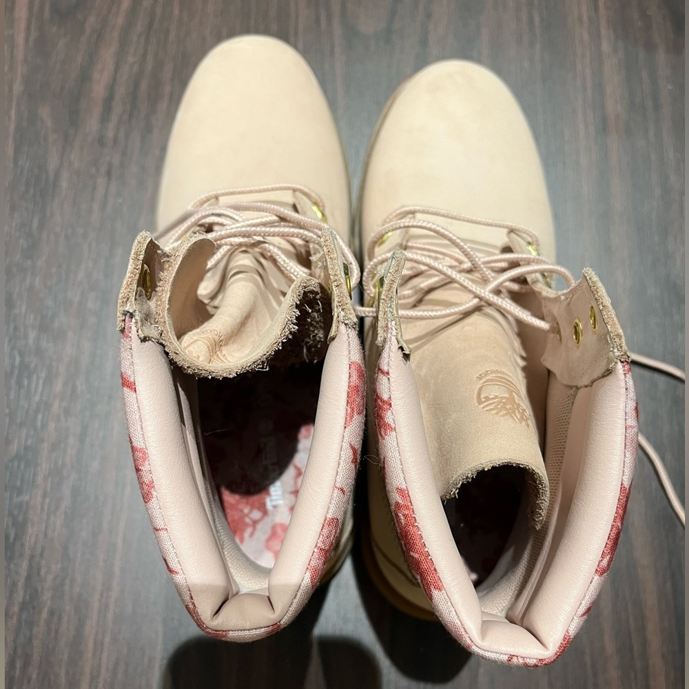 Women’s Pink Timberland Boots size 9